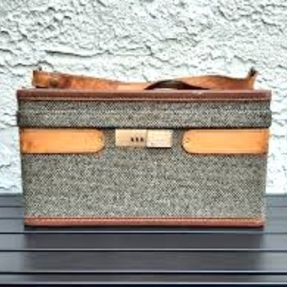 Vintage HARTMANN Tweed Cosmetic Case Train Case